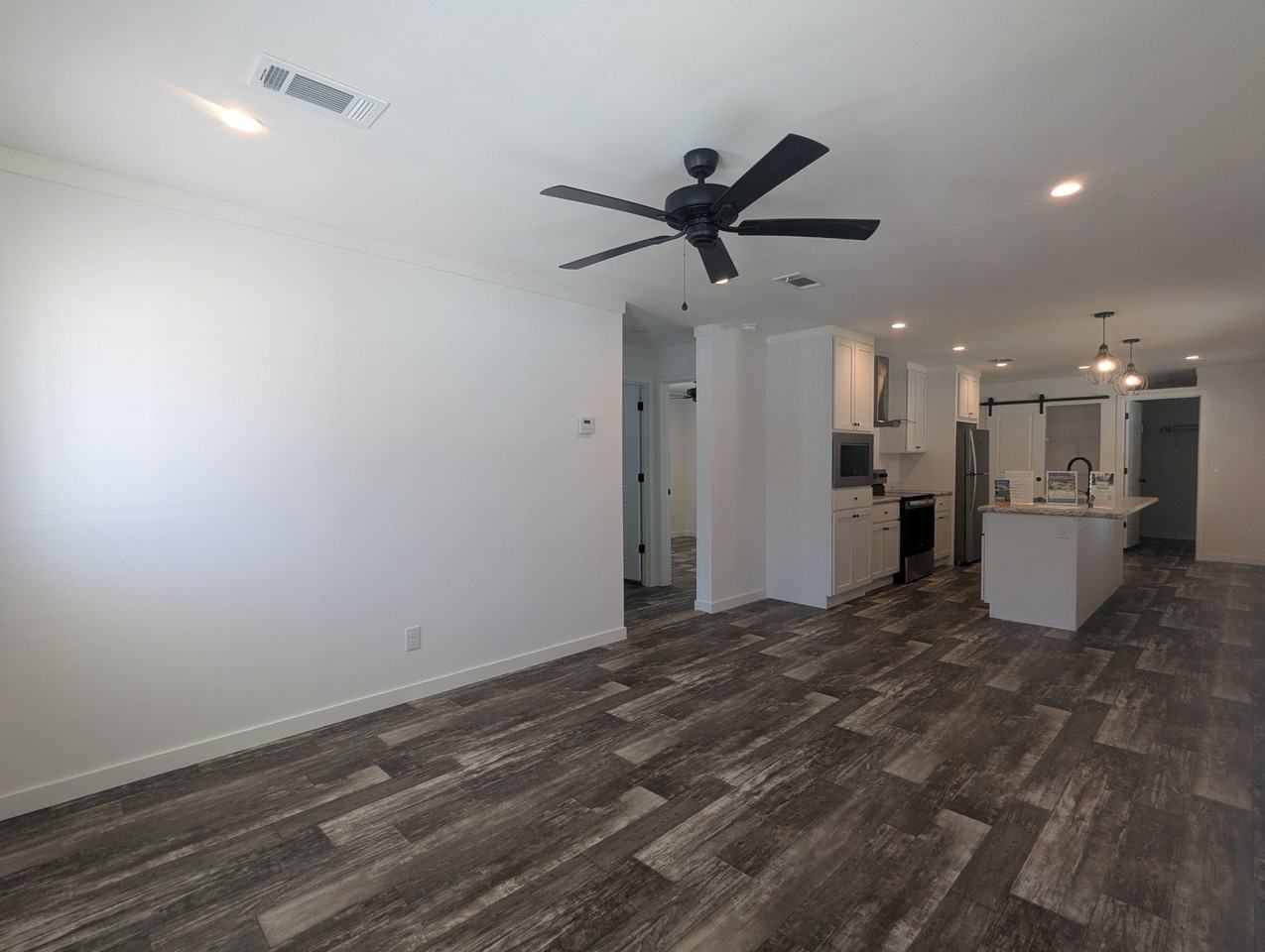 127 Coral Crest Dr #160 - Photo 3 of 13