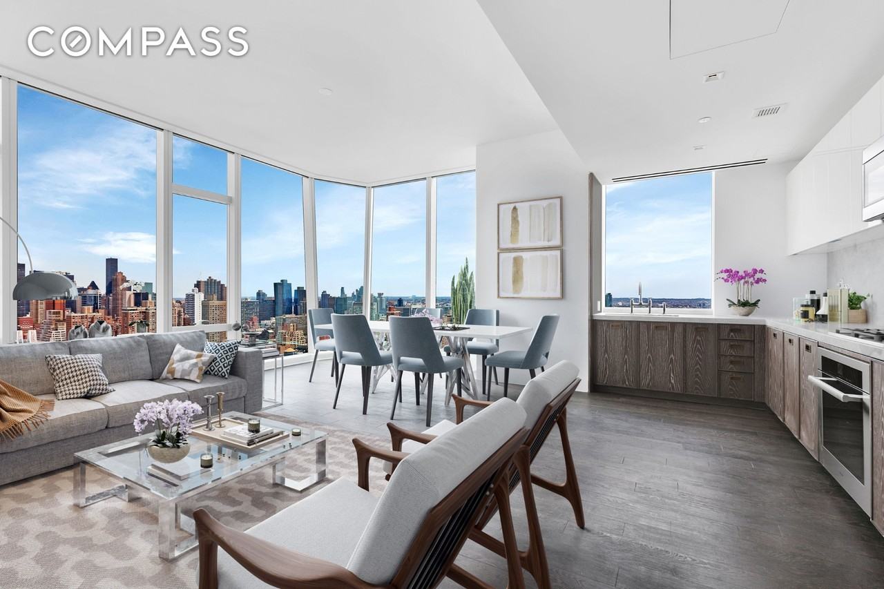 45 E 22nd St #36B