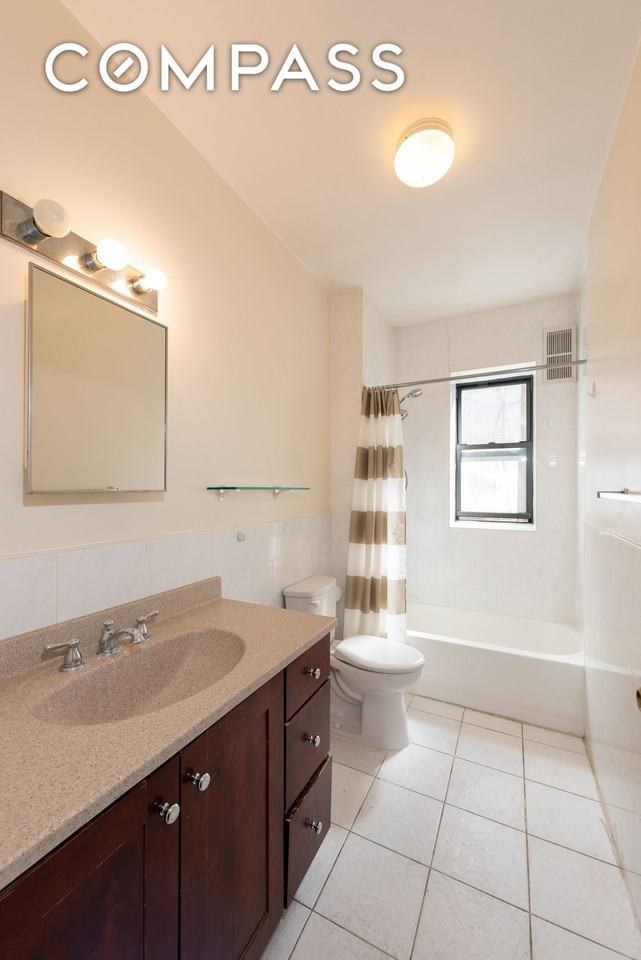 710 Amsterdam Ave #5D - Photo 4 of 6