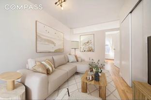 105 W 105th St #3B - Photo 1 of 1