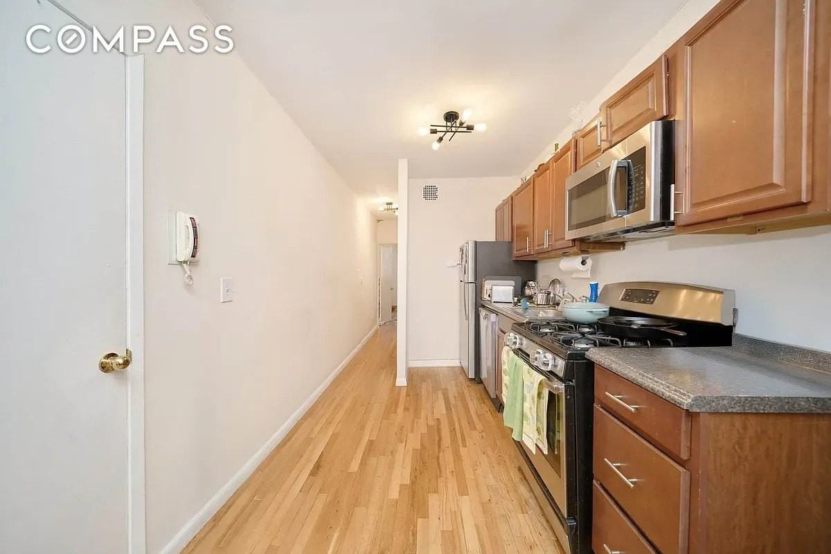 105 W 105th St #3B - Photo 5 of 7