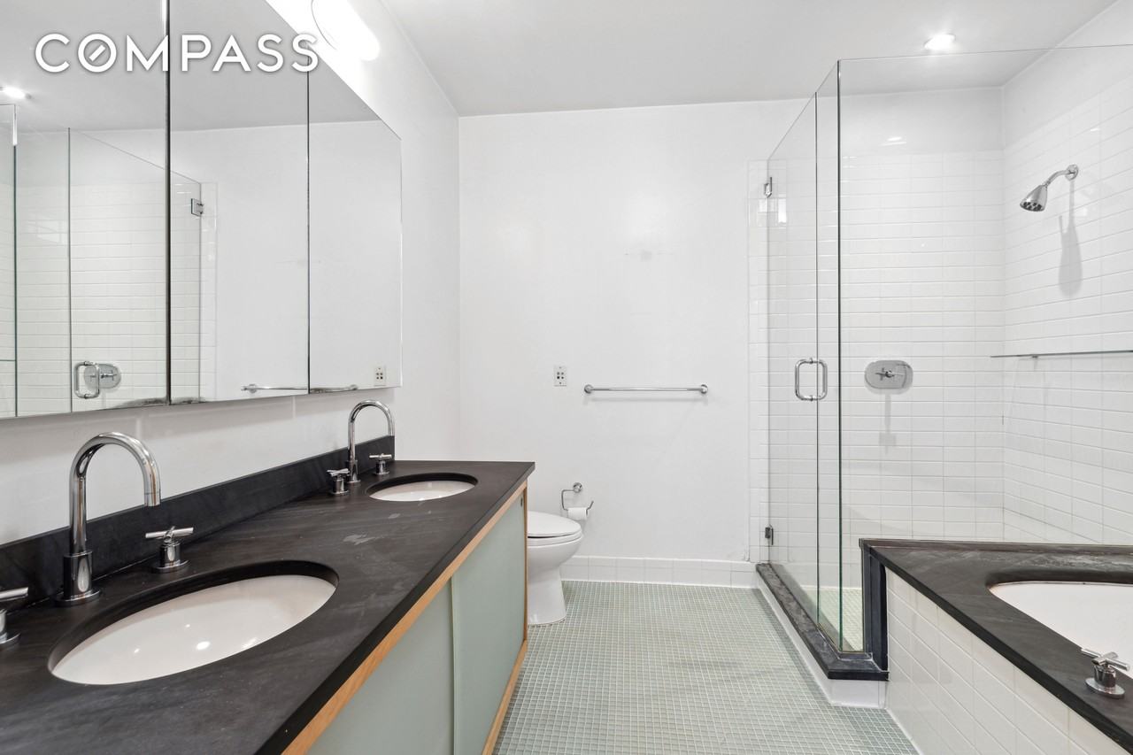 70 Washington St #4U - Photo 5 of 14