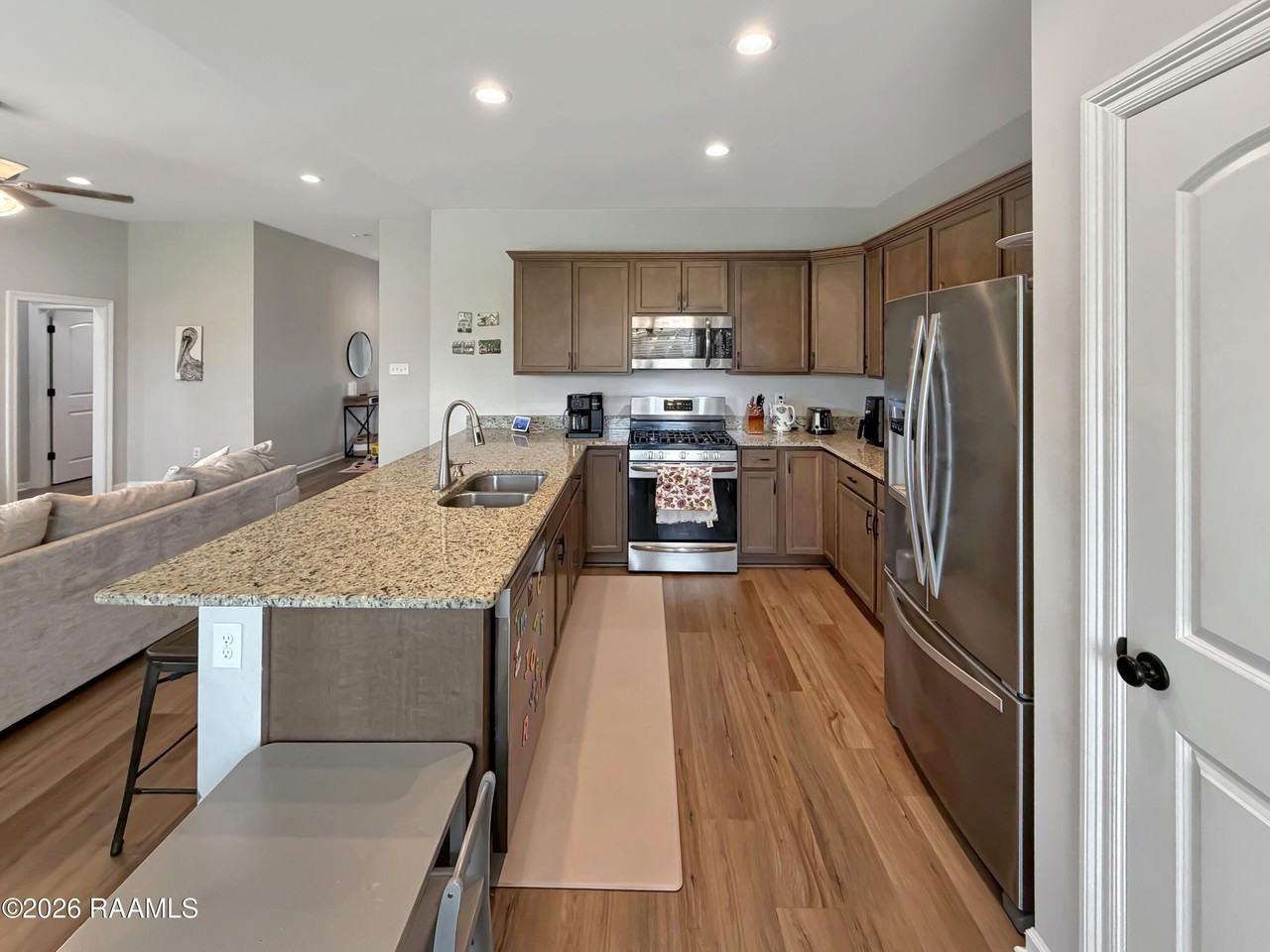 201 Rocky Meadows Ln - Photo 7 of 21