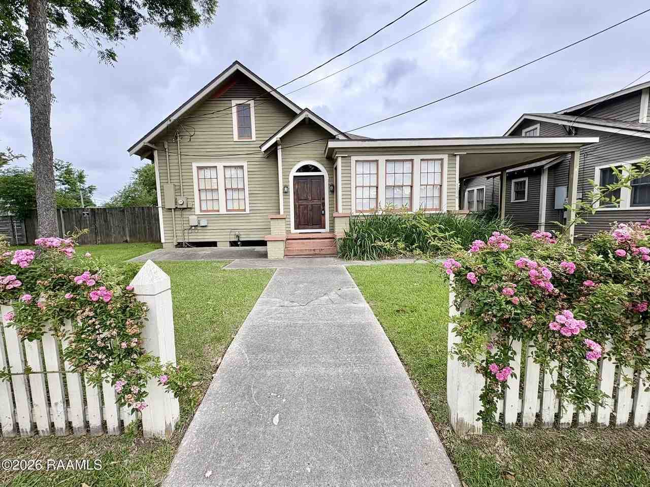 1114 W Congress St - Photo 2 of 18