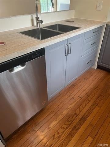 1342 Village Dr - Photo 4 of 9
