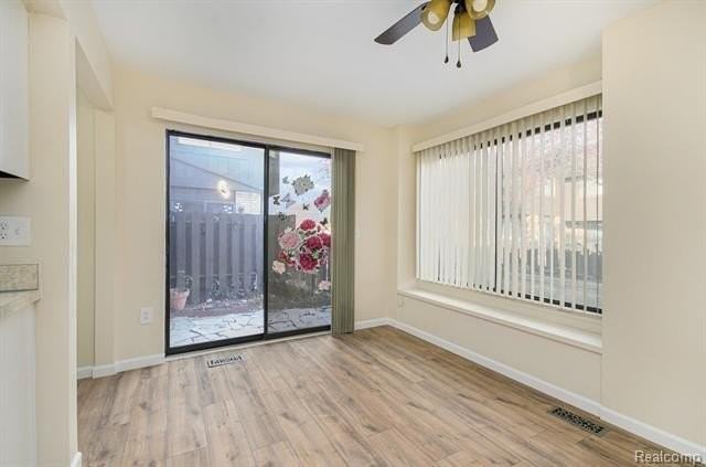 37313 Clubhouse Dr - Photo 5 of 23