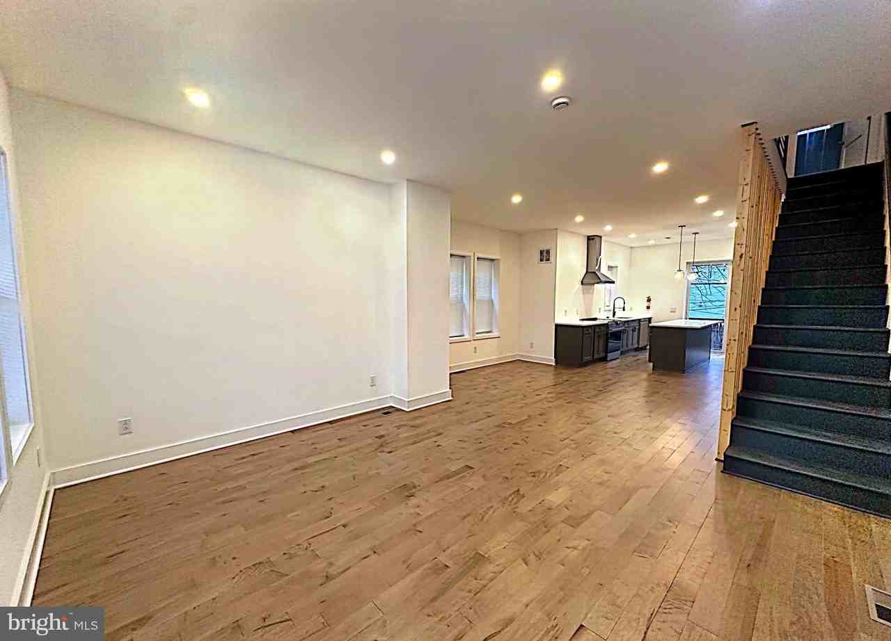 733 Gresham Pl Nw - Photo 6 of 15