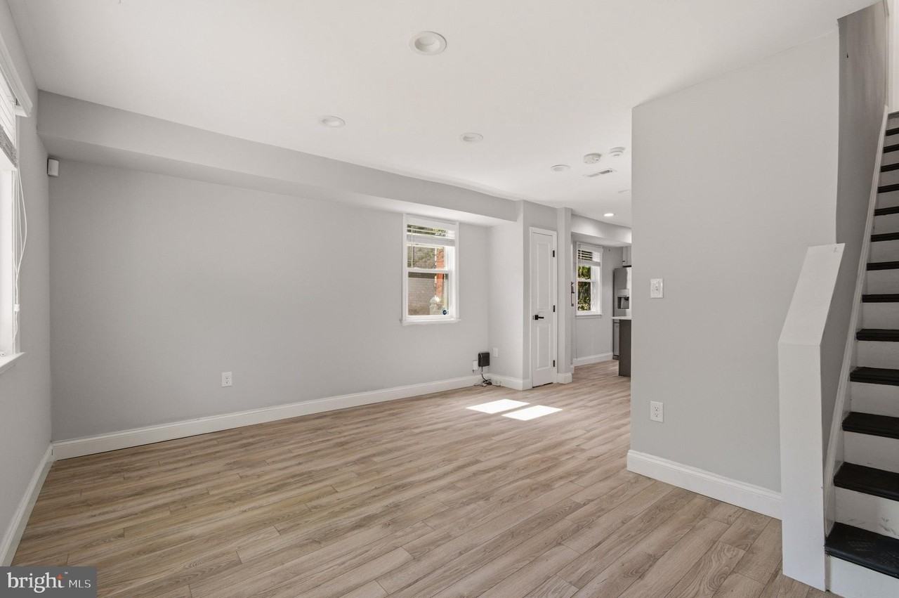 1527 Morris Rd Se - Photo 3 of 22