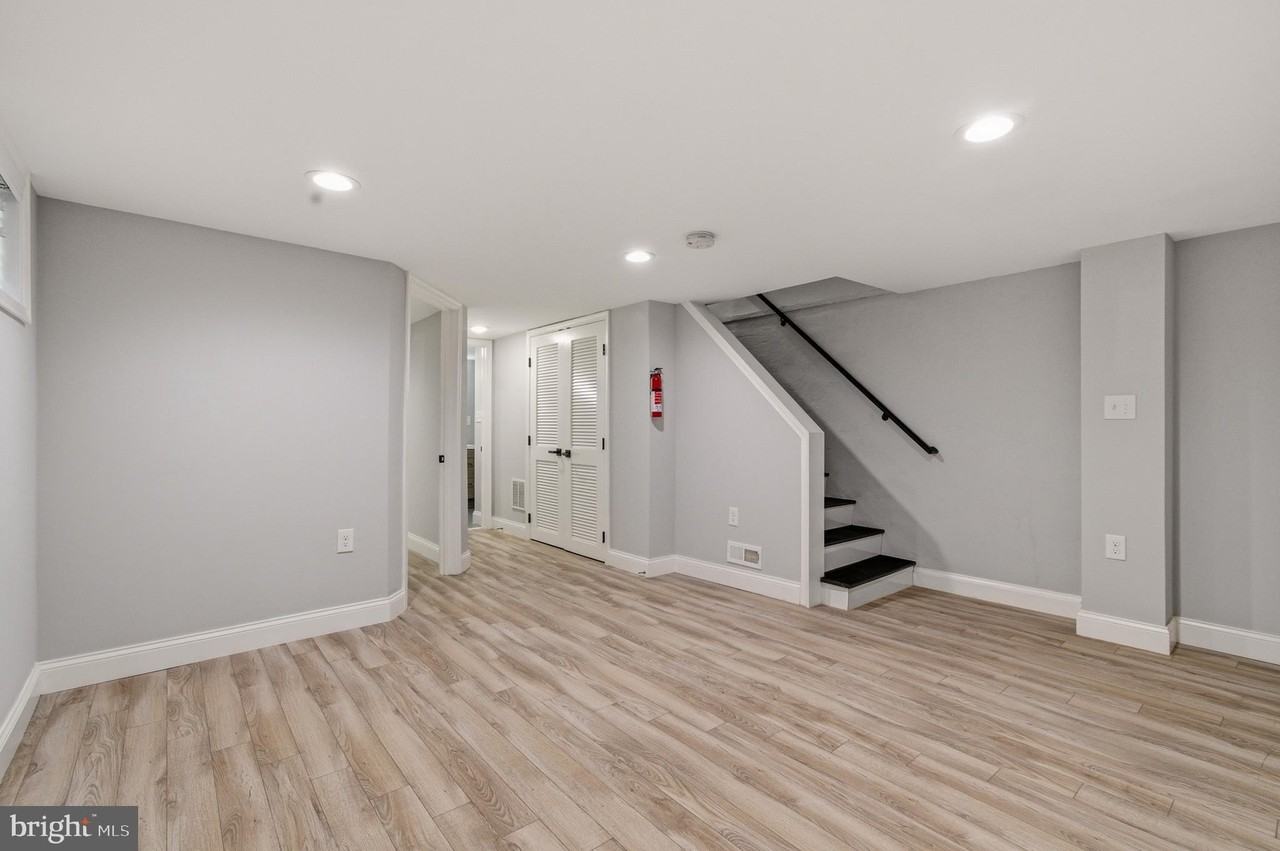 1527 Morris Rd Se - Photo 5 of 22