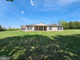 featured image of 837 Callowhill Rd