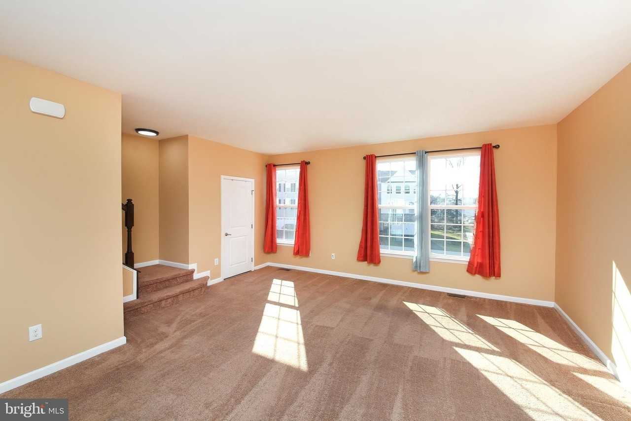443 Arbor Blvd - Photo 2 of 21
