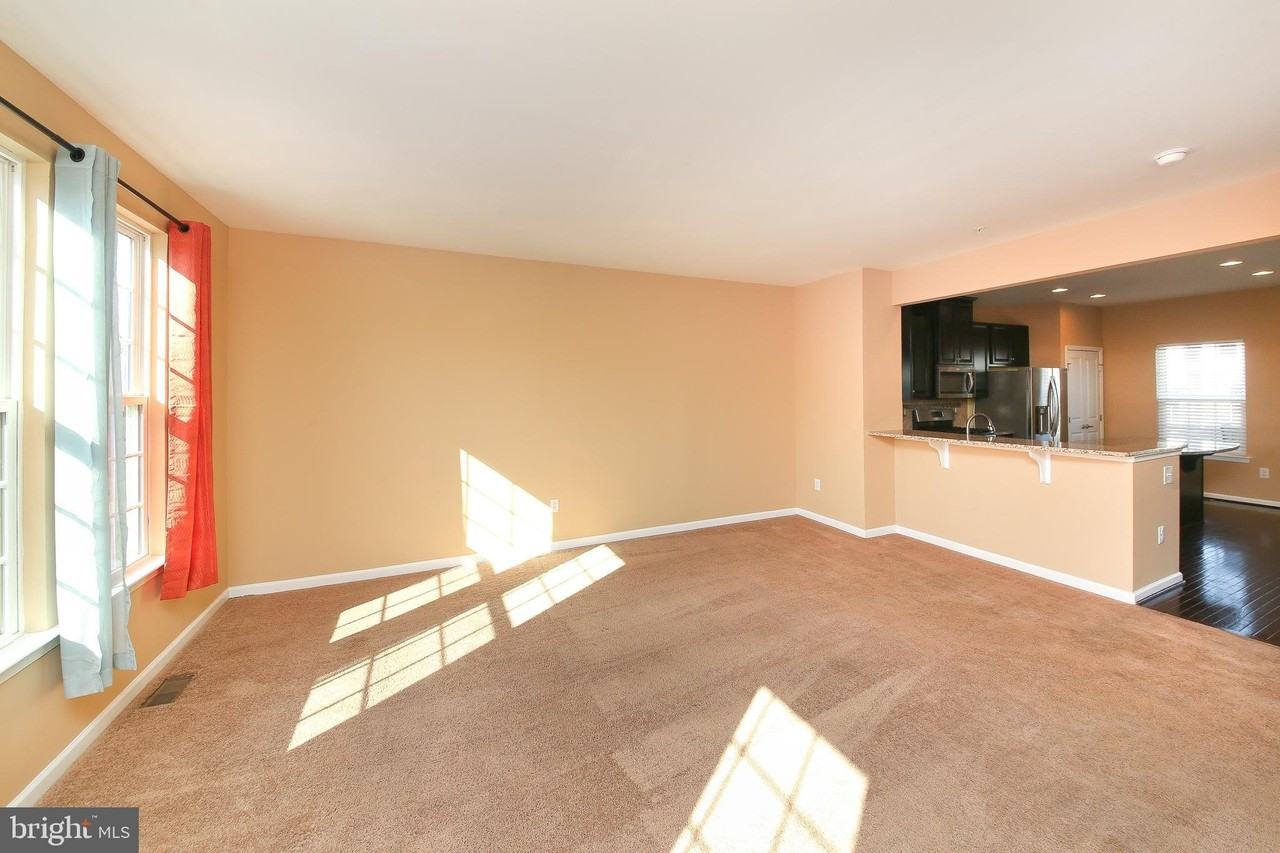 443 Arbor Blvd - Photo 3 of 21