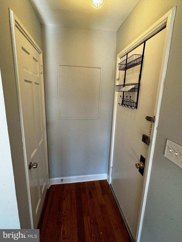 4629 36th St S #B1 - Photo 4 of 27
