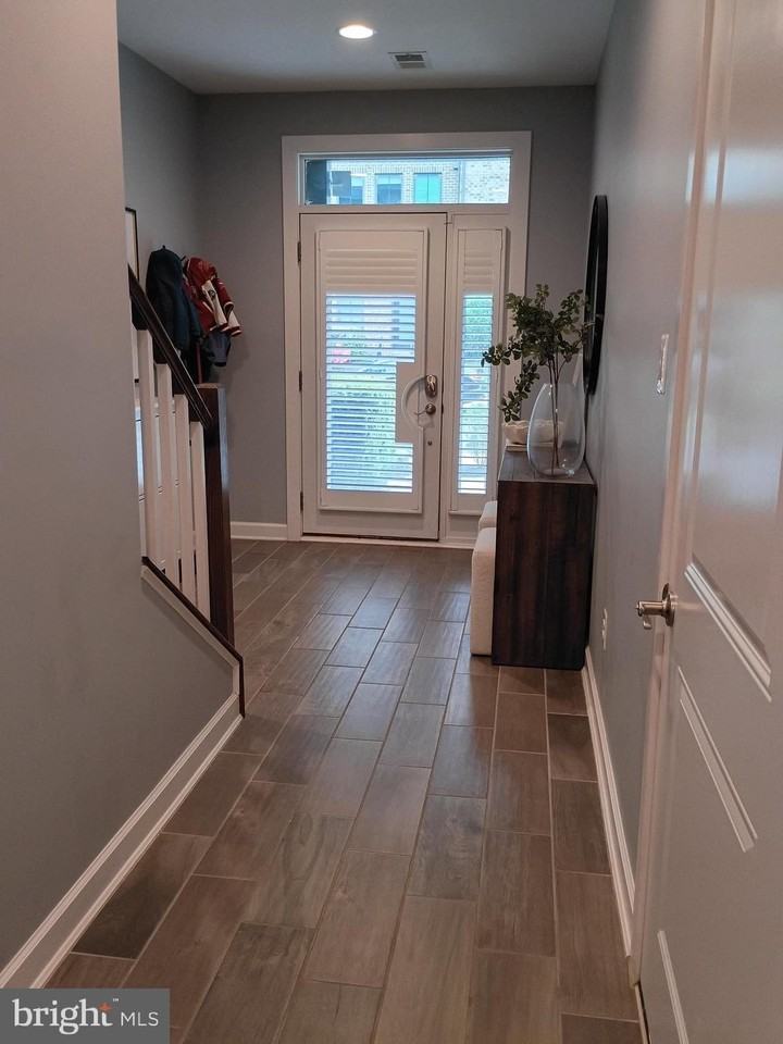 3113 Sundrops Ct - Photo 3 of 29