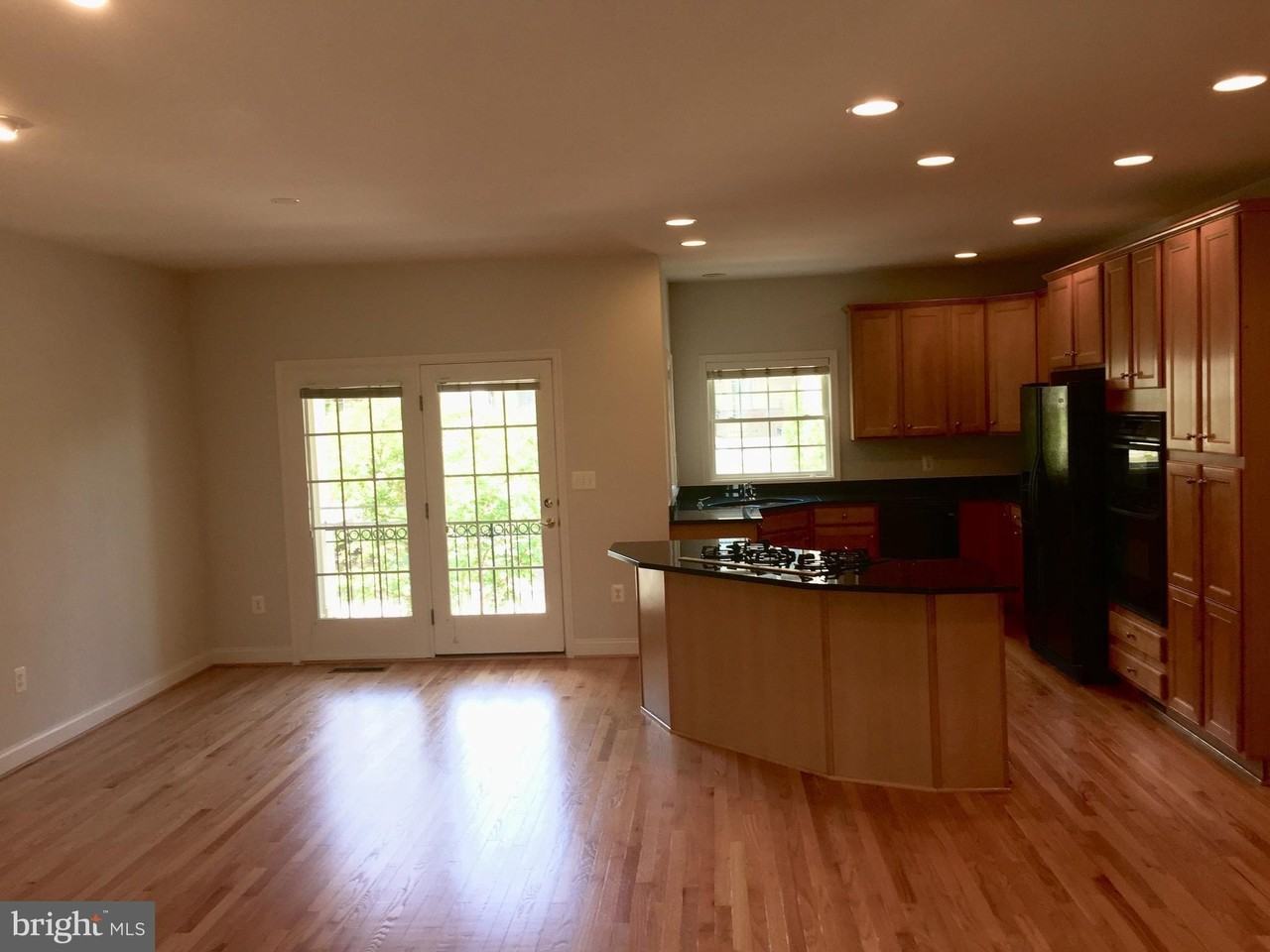 25802 Turlough Ter - Photo 3 of 27