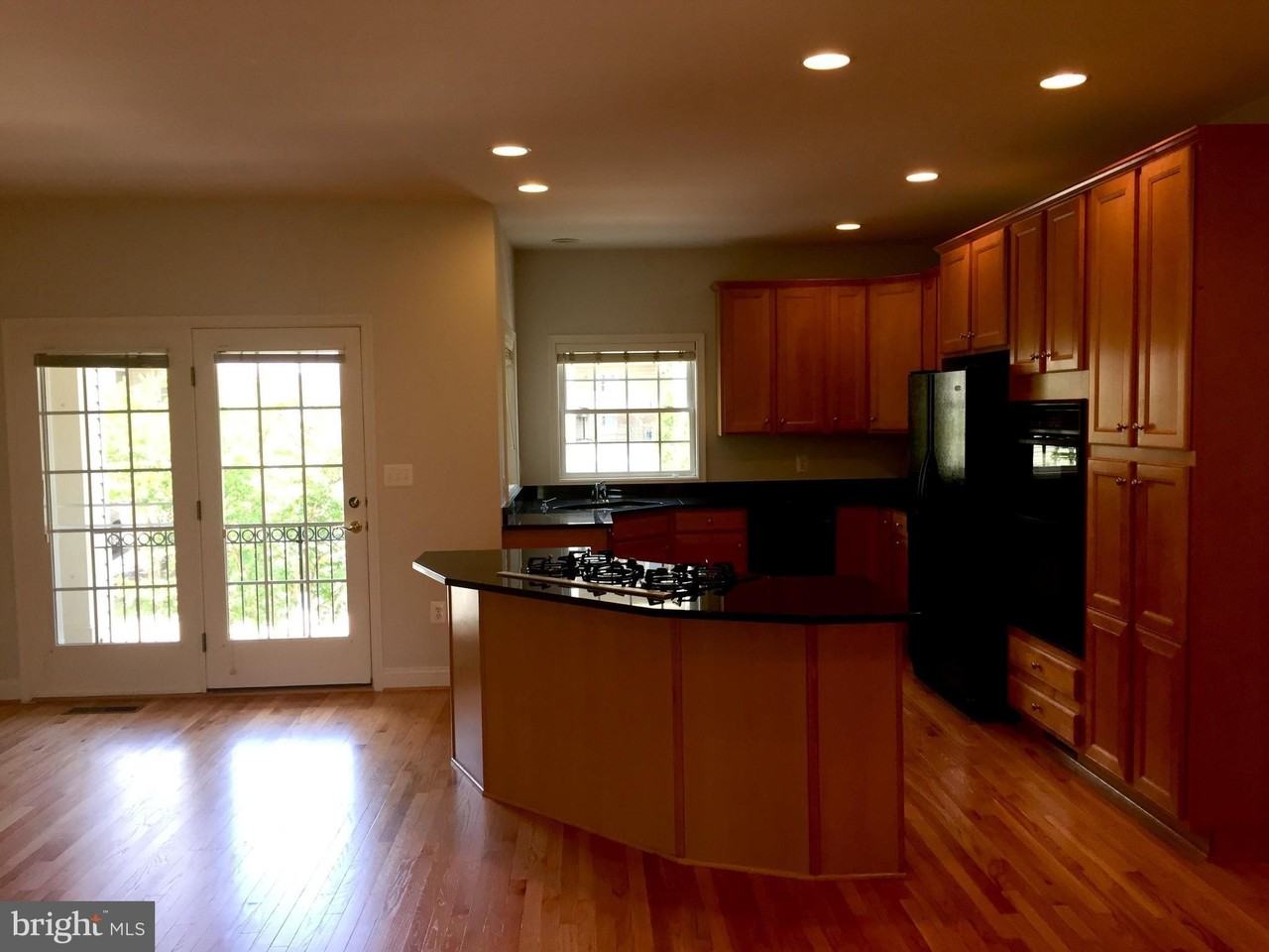 25802 Turlough Ter - Photo 5 of 27