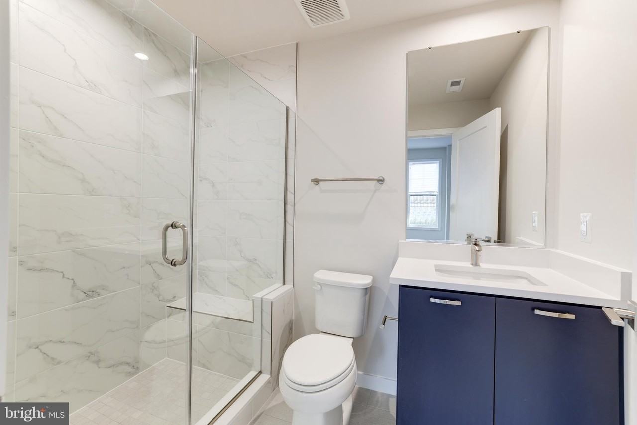 43920 Ludwell Farm Sq - Photo 6 of 35