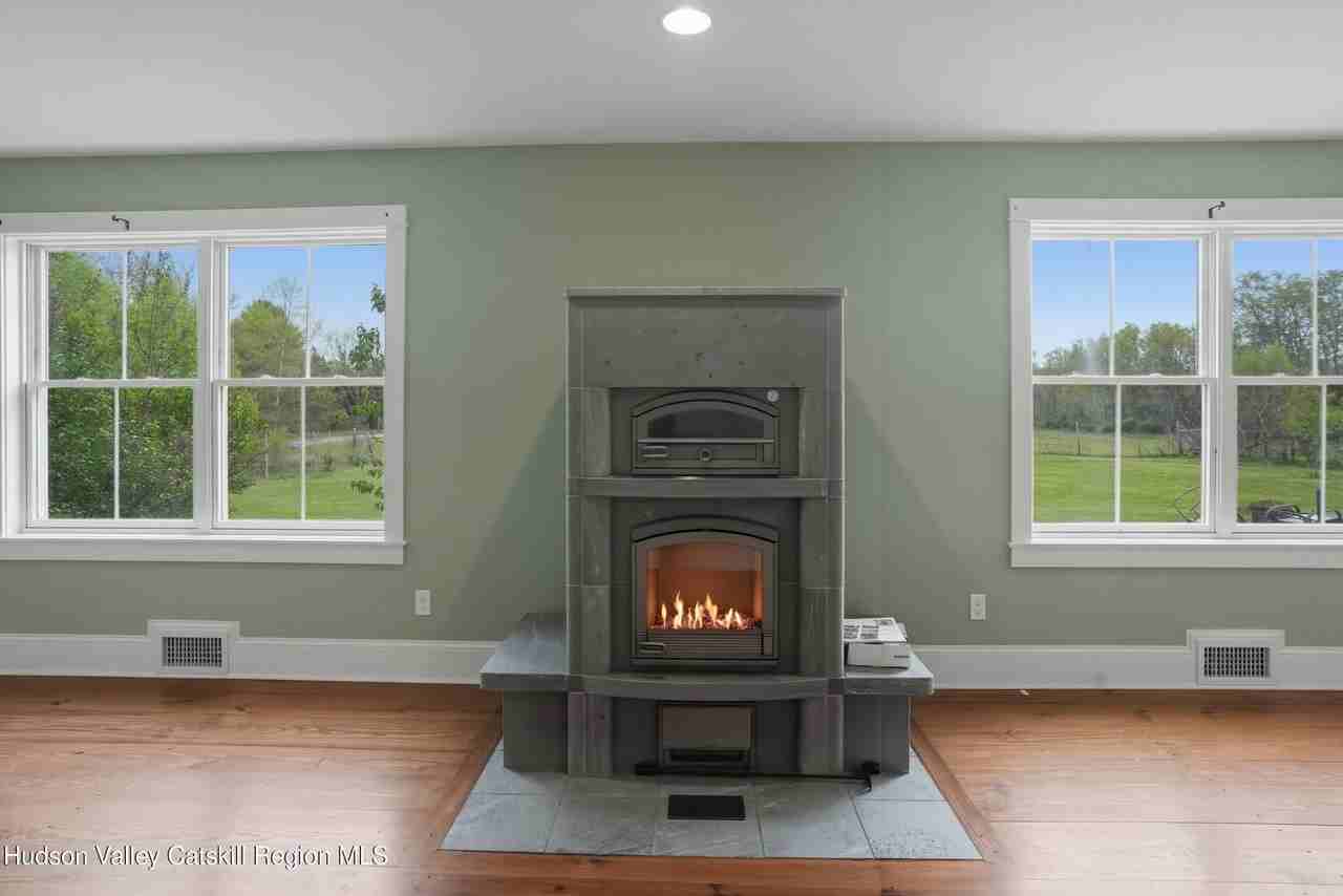 236 Lower Whitfield Rd - Photo 7 of 34