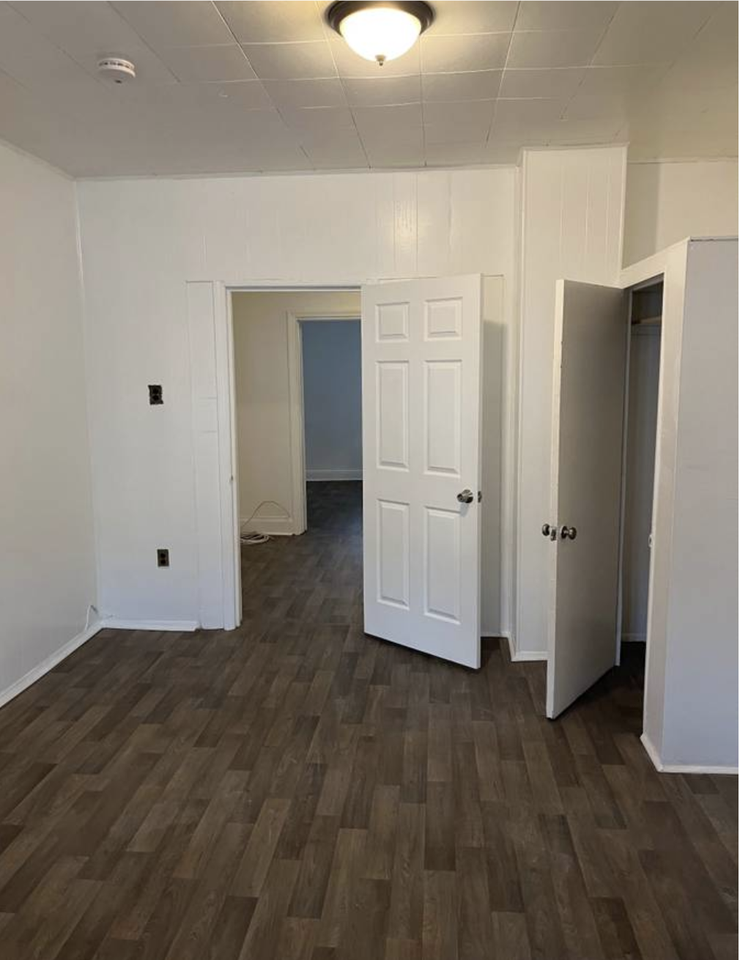 North Bond Street #1 - Photo 3 of 10