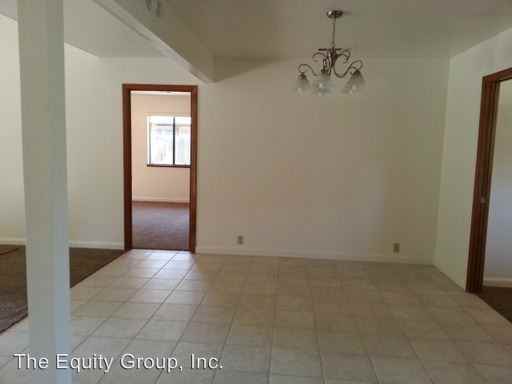 1921 S Teddy St - Photo 3 of 76