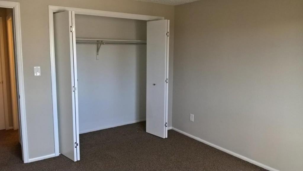 1331 Merl Pl #5 - Photo 6 of 12