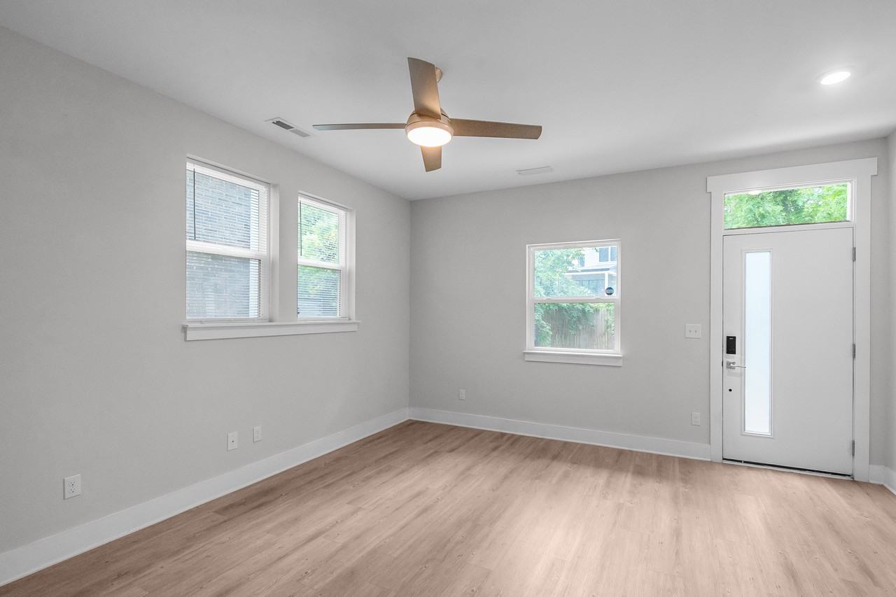 570 W End Dr #1 - Photo 5 of 50