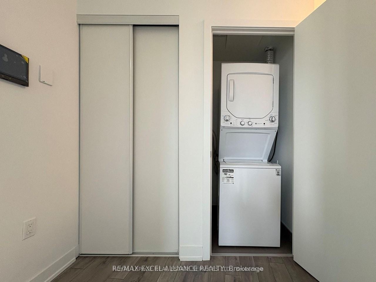 1005 Dundas Street East #146 - Photo 7 of 9