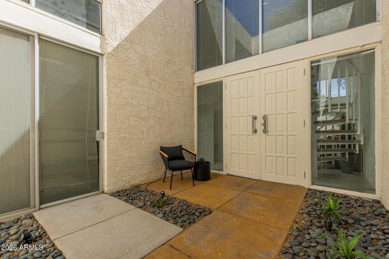 4656 N 40th St - Photo 5 of 28