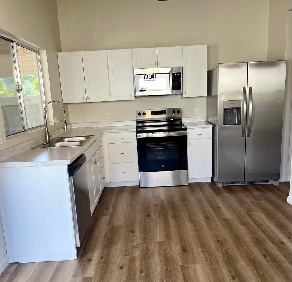 4043 W Camino Del Rio - Photo 5 of 17