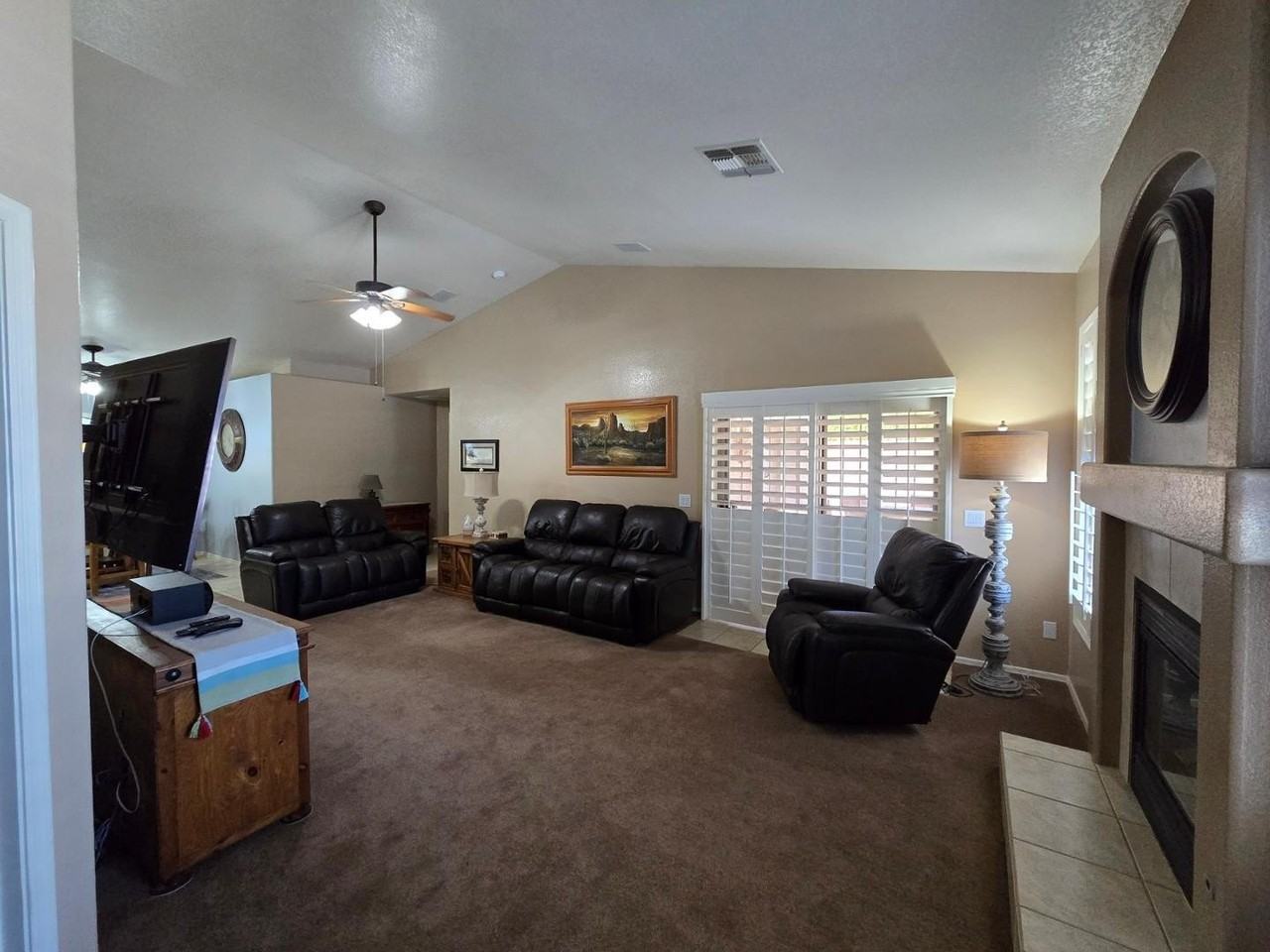 17616 W Lotten Dr - Photo 2 of 15