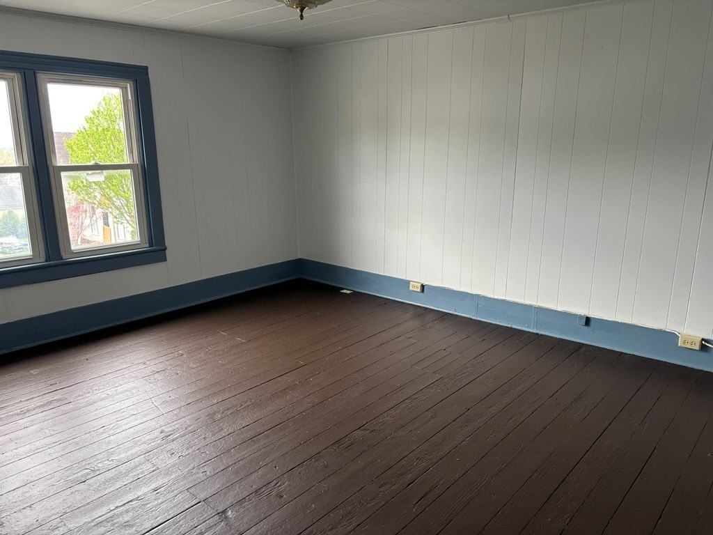 527 527 F South St Front - Photo 2 of 7