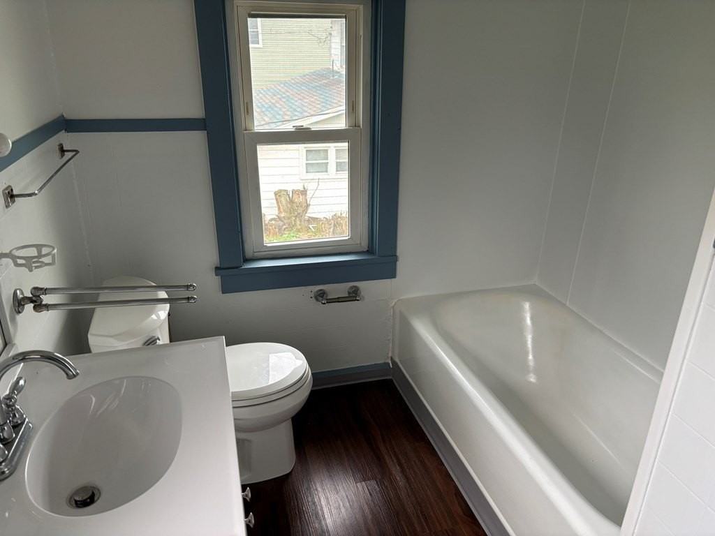 527 527 F South St Front - Photo 7 of 7