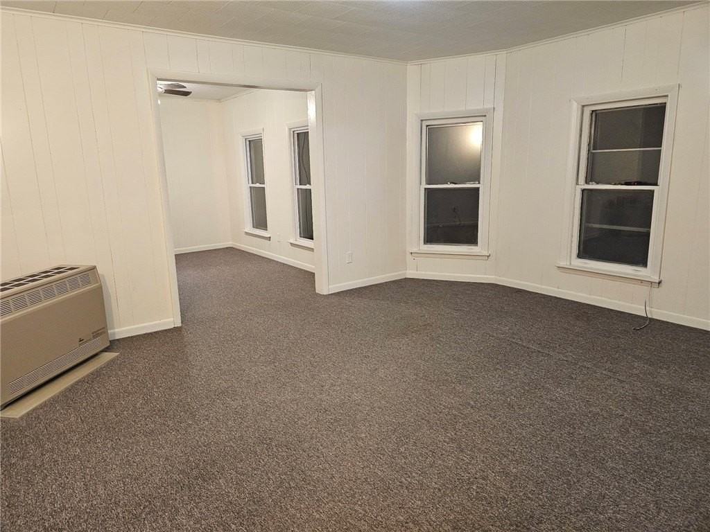 21 Armory Pl - Photo 3 of 8