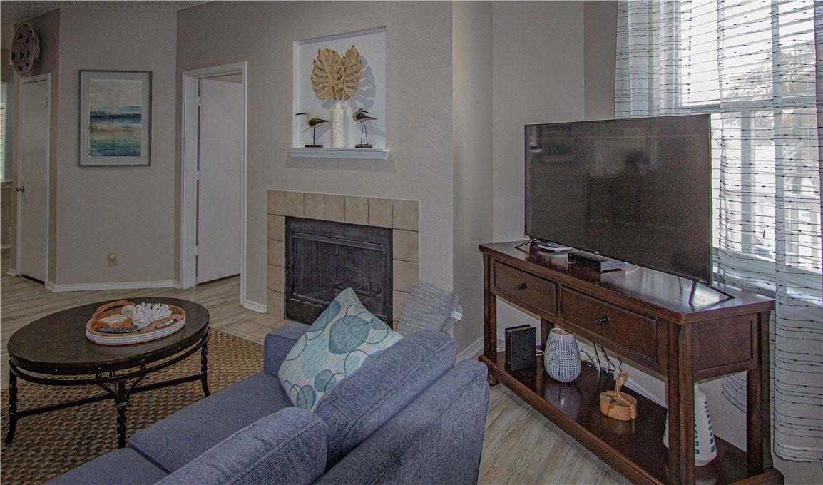 14721 Whitecap Blvd #256 - Photo 4 of 28