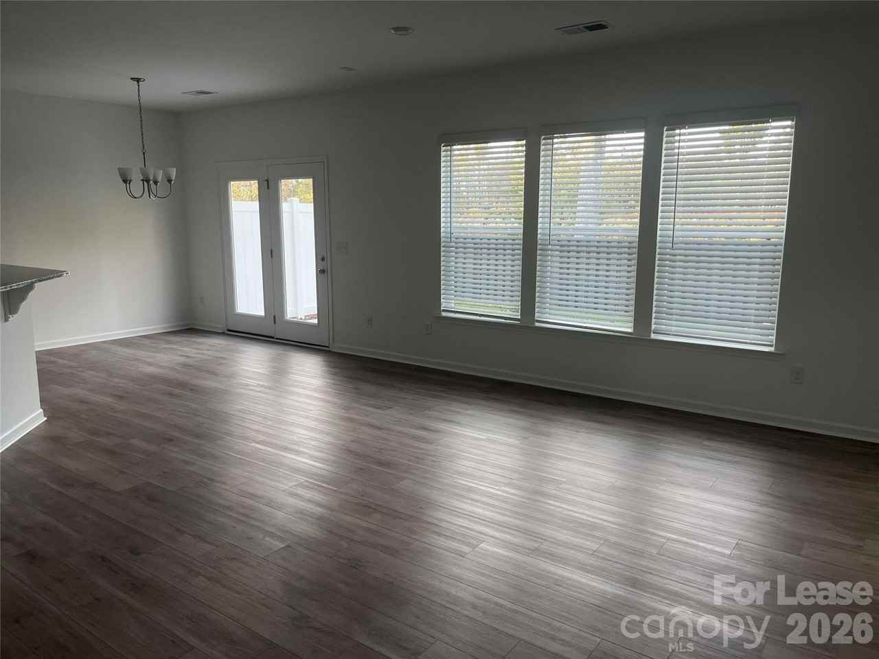 17022 Patron Dr - Photo 7 of 15