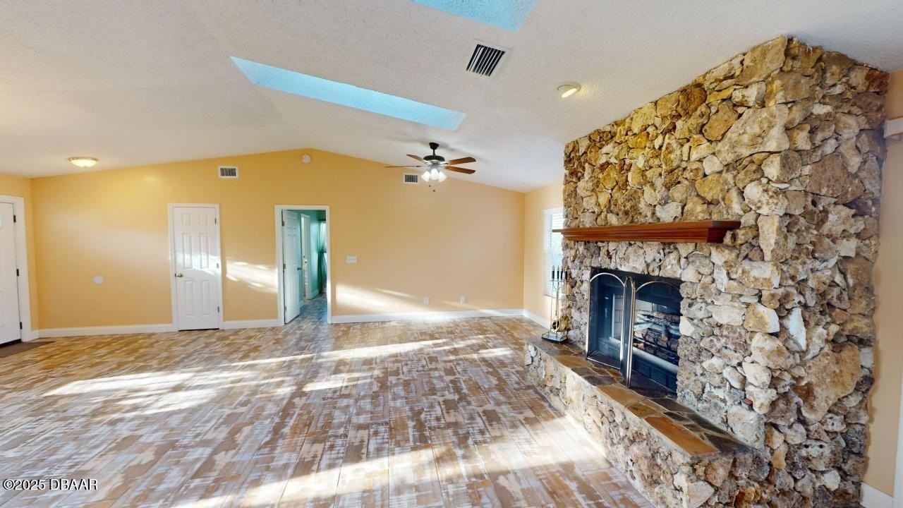 2219 Umbrella Tree Dr - Photo 7 of 22