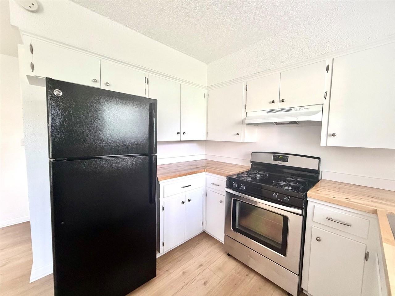 1708 Pennsylvania Ave - Photo 5 of 18