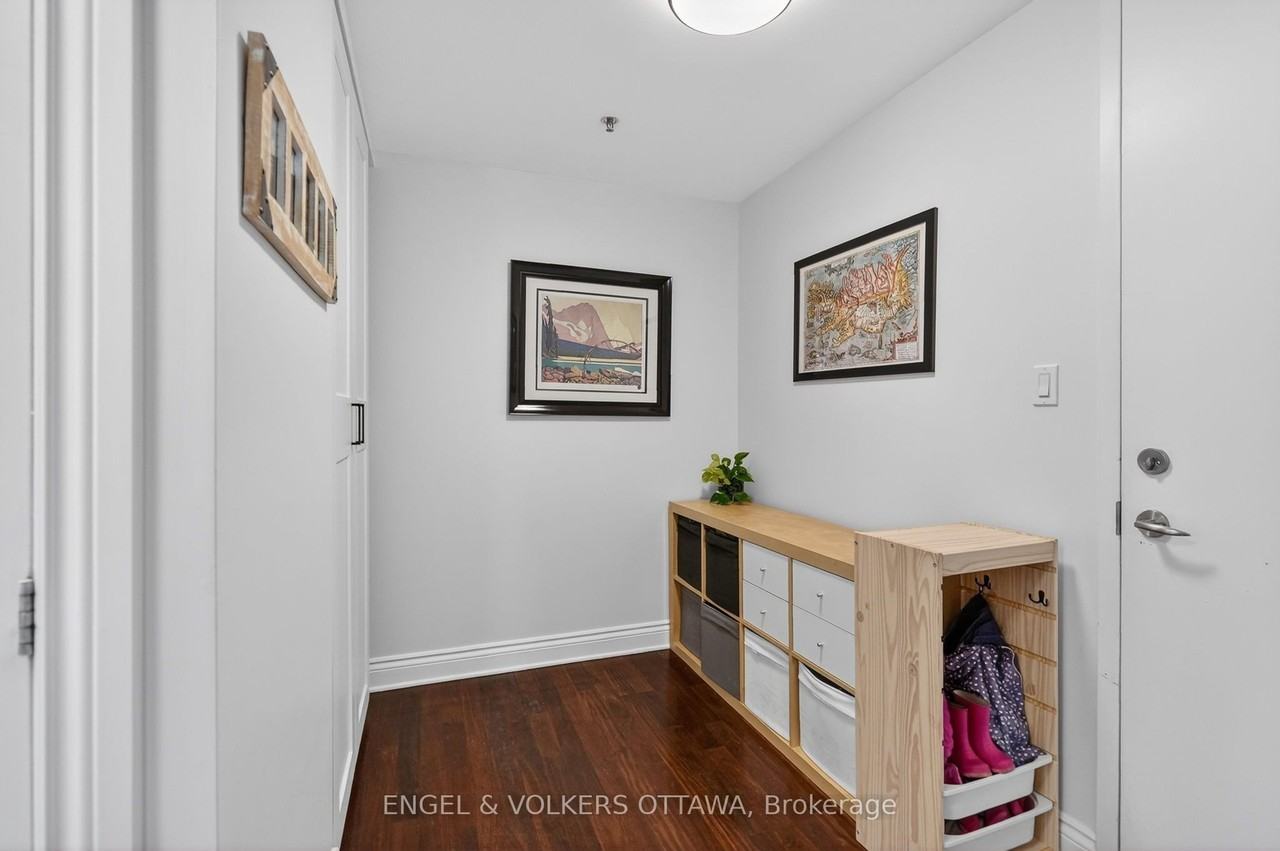 323 Winona Avenue 204 - Photo 6 of 44