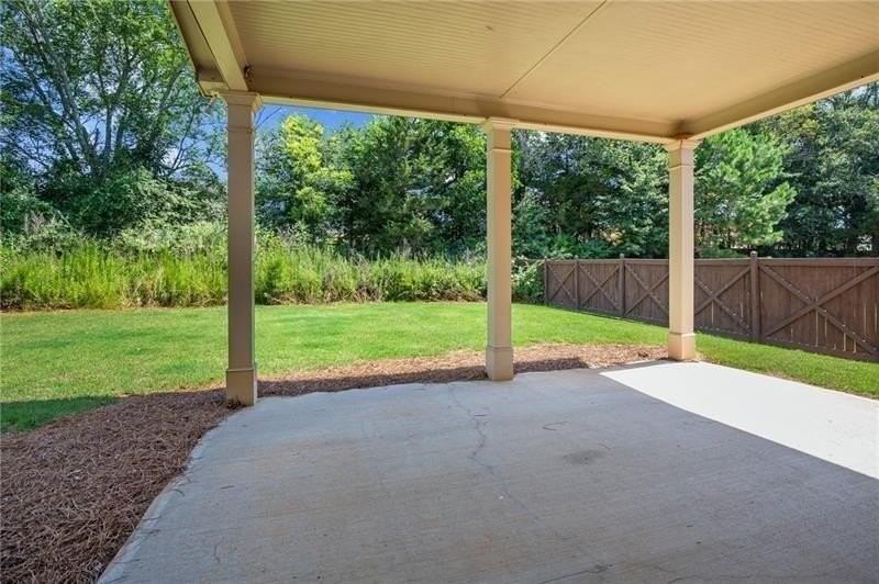 1153 Chester Way - Photo 5 of 48