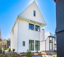 featured image of 135 Carlyle Ln