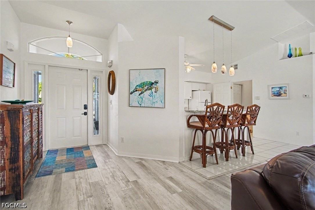 1308 Se 21st Ter - Photo 4 of 39