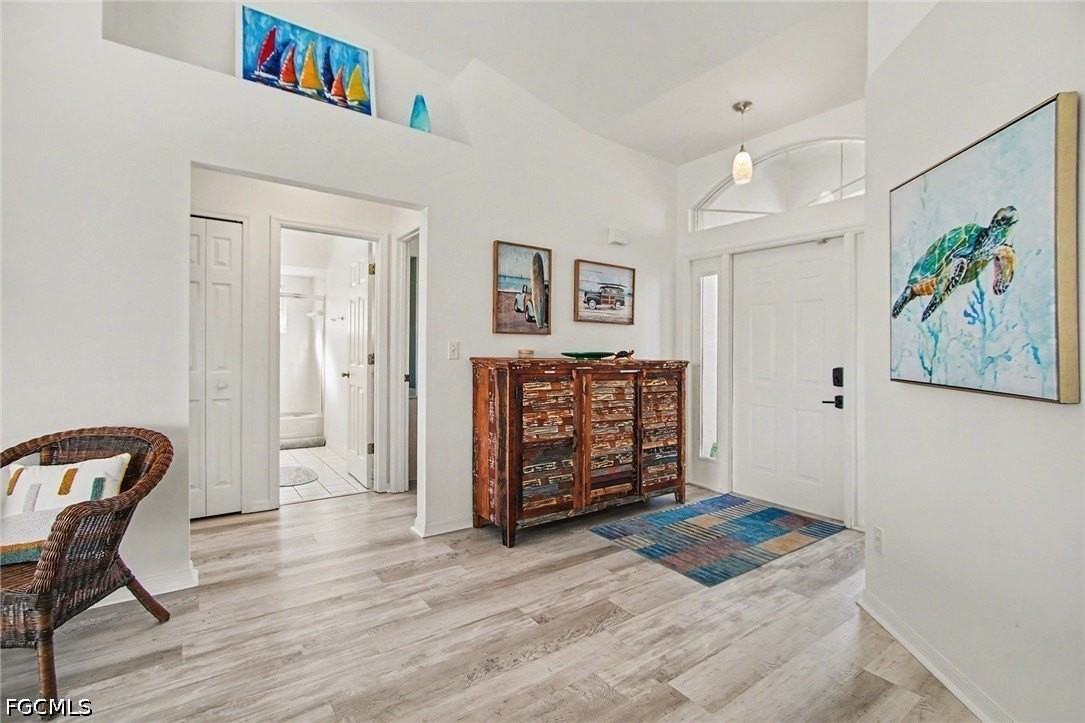 1308 Se 21st Ter - Photo 5 of 39