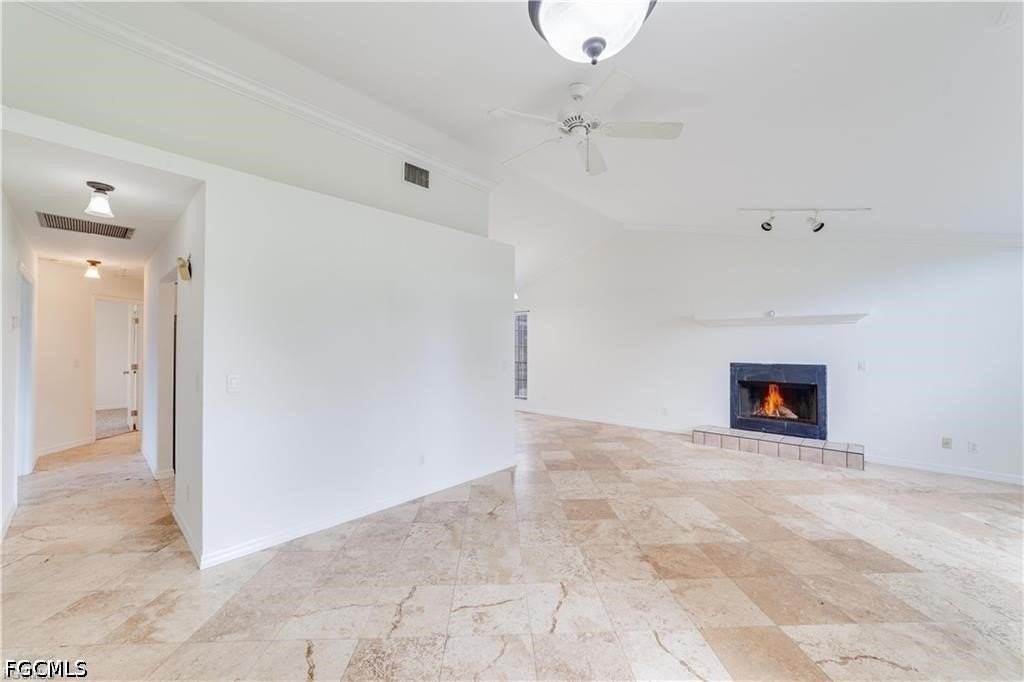 9225 Pineapple Rd - Photo 3 of 22
