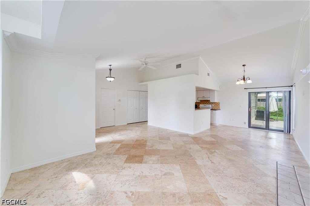 9225 Pineapple Rd - Photo 4 of 22