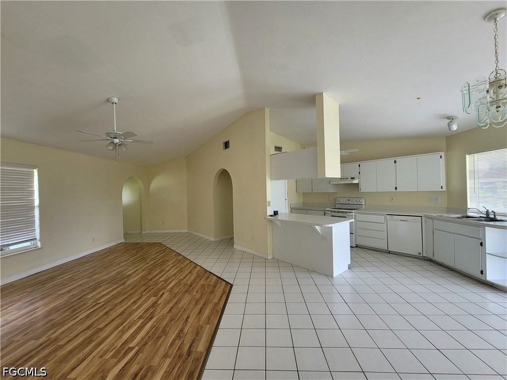22 Ne 13th Ave - Photo 6 of 26