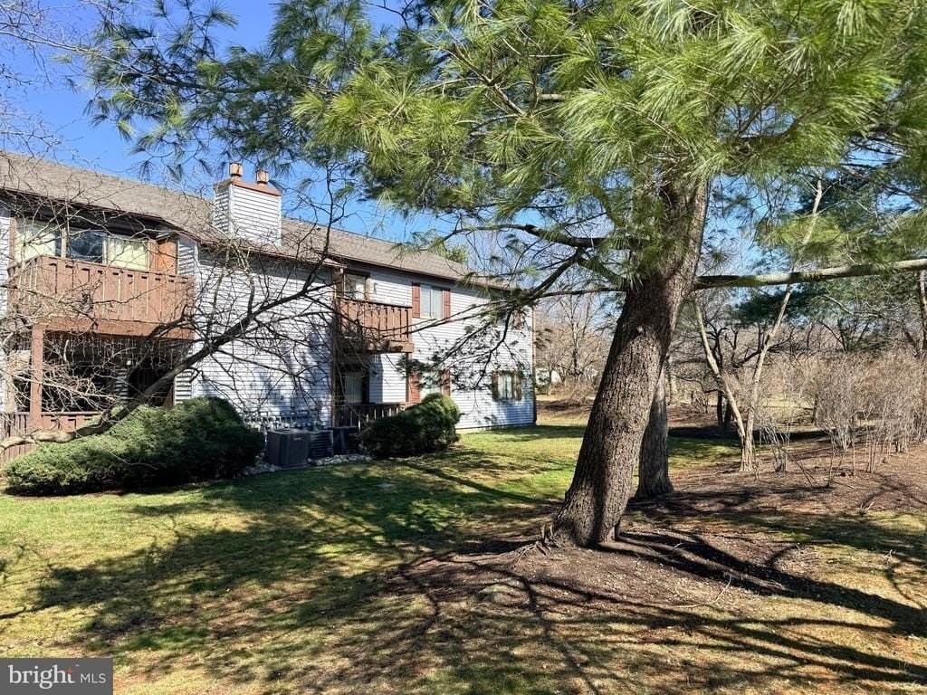 1008 Lindsey Ct - Photo 5 of 5