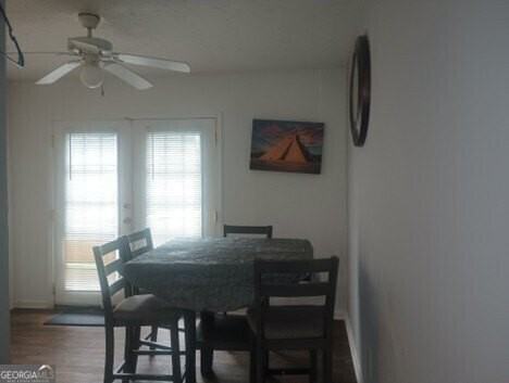 3168 Nectarine Cir - Photo 5 of 9