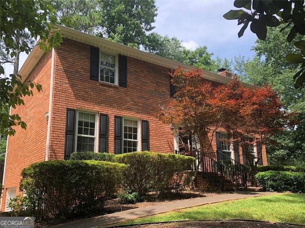 2408 Crooked Tree Ct - Photo 2 of 25