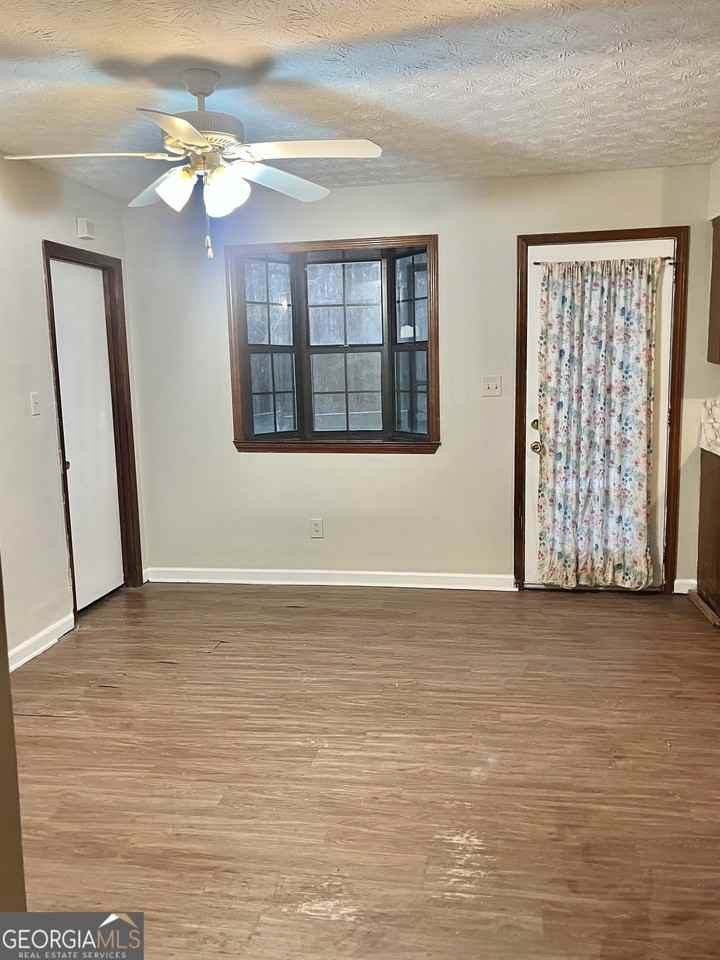 566 Brookfield Way - Photo 4 of 14