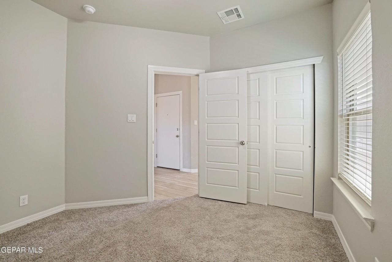 4877 Christian Azcarate St - Photo 7 of 43